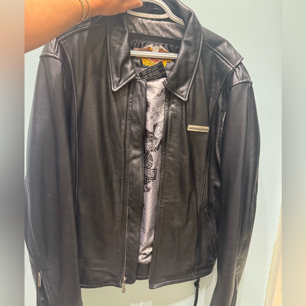 Harley-Davidson Black Bomber Jacket with Classic Moto Style